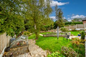 REAR GARDEN- click for photo gallery